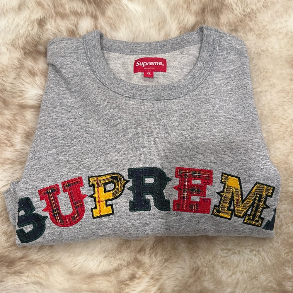 Supreme T-shirt